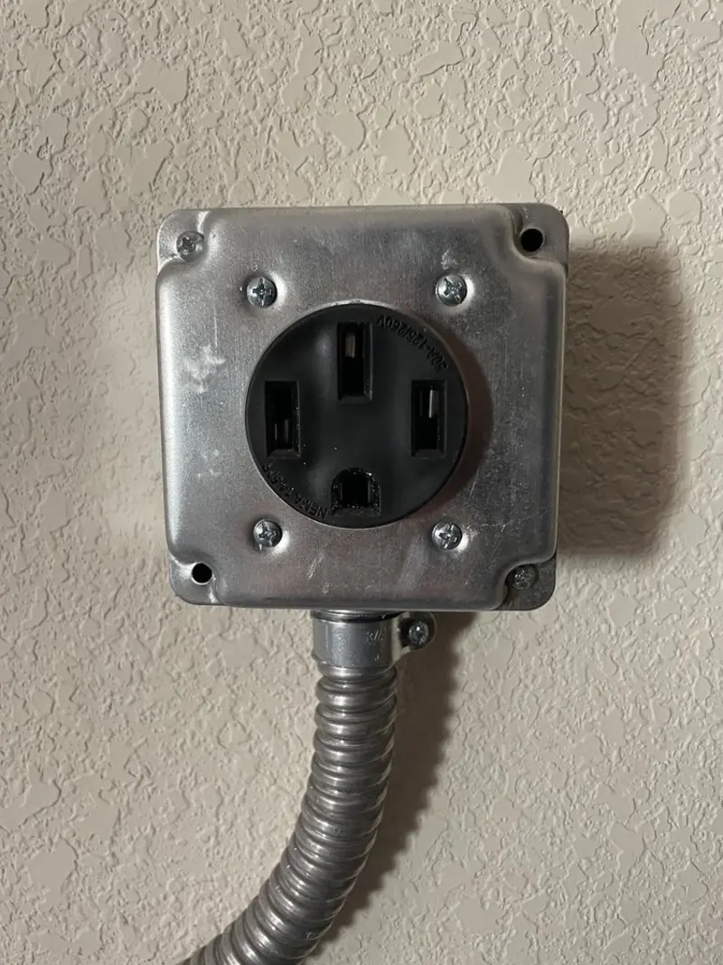 NEMA 14-50 outlet installed for Electrical Panel Upgrade in Tampa